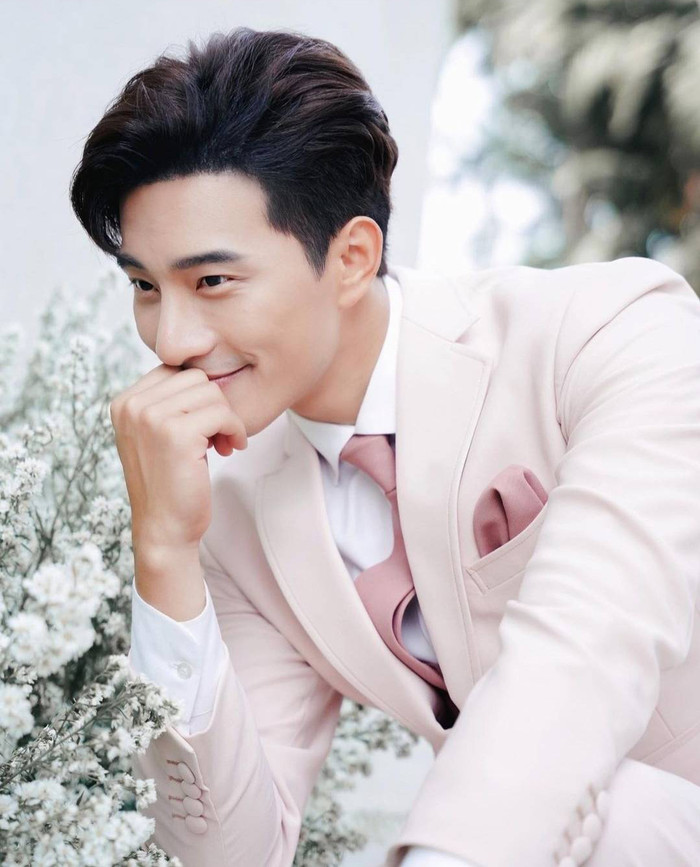 Ông bố 2 con cực phẩm Bie Thassapak khoe cơ bụng 6 múi săn chắc, sẵn sàng trở lại Trung Quốc làm việc Ảnh 6