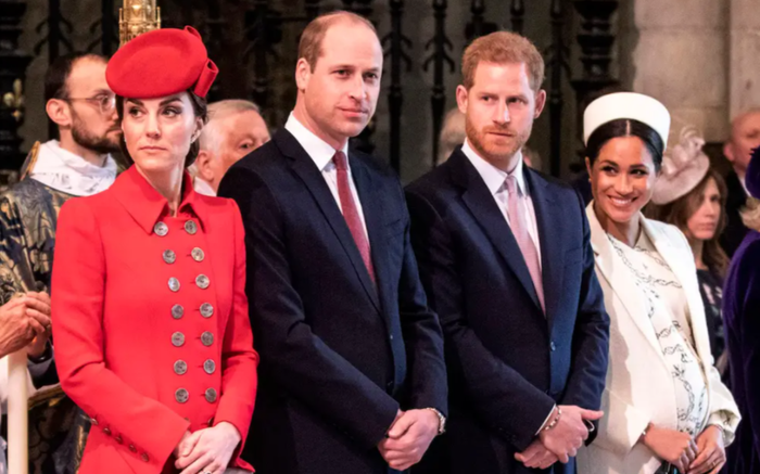 10 vụ bê bối rúng động dư luận của Hoàng gia Anh: Công chúa yêu thường dân đã có vợ, Thái tử có nhân tình Ảnh 2