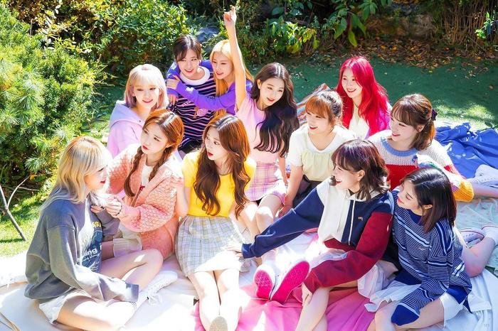 Kpop tuần qua: BTS xác nhận biểu diễn Grammy, Rosé càn quét thành tích solo, IZ*ONE thông báo ngày tan rã Ảnh 7