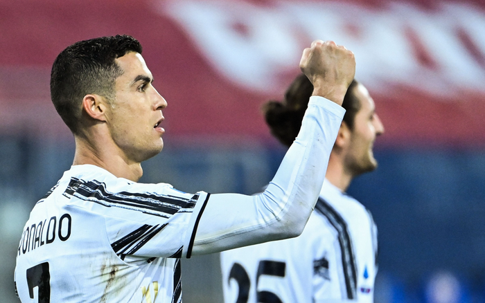 Ronaldo chính thức xô đổ kỷ lục vĩ đại của 'Vua bóng đá' Pele Ảnh 2