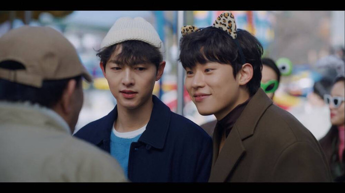 Hẹn hò như bao cặp tình nhân khác 