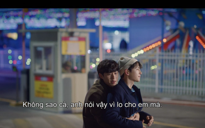 Phân cảnh tràn đầy 'gay' cấn trong Vincenzo khiến hội hủ nữ thét gào: Vincenzo bị trai lạ cướp nụ hôn đầu Ảnh 2