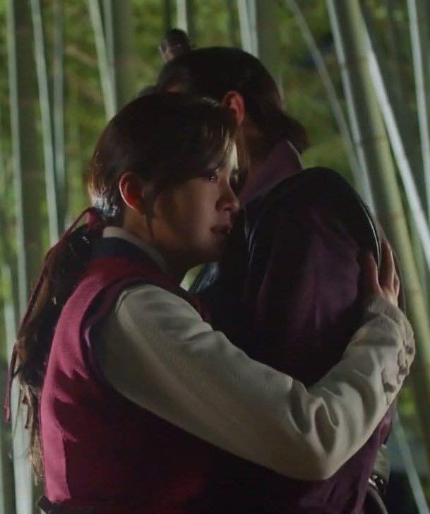 'Sông đón trăng lên': Lee Ji Hoon trở thành nam phụ đáng thương khi vừa bị từ chối vừa bị trọng thương Ảnh 5