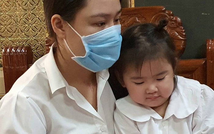 Linh Lan trò chuyện với BTC đêm nhạc tưởng nhớ chồng, quyết định gửi tiền vào sổ tiết kiệm cho con Ảnh 2