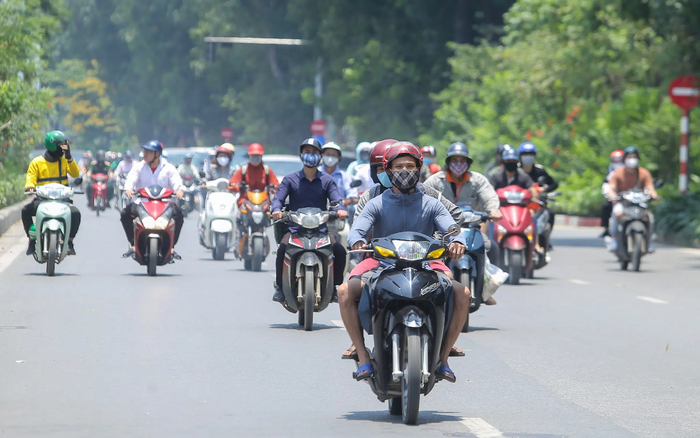 Dự báo thời tiết hôm nay và ngày mai 17/3: Báo động tia UV ở mức gây hại cao cho sức khỏe Ảnh 2