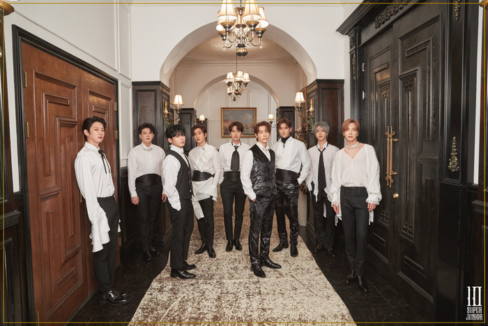MV ca khúc chủ đề House Party và các ca khúc trong album The Renaissance của SUPER JUNIOR sẽ được phát hành vào lúc 16:00 (giờ Việt Nam) ngày 16 tháng 3.