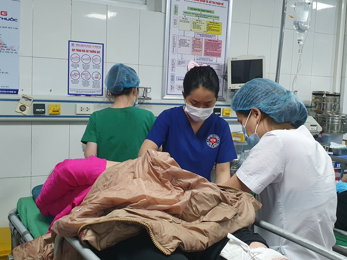 Có đến 22 bệnh nhân được đưa vào bệnh viện 115 Nghệ An. 