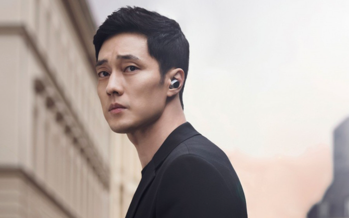 So Ji Sub sẽ không còn xuất hiện trong loạt phim sắp tới của Netflix 'Gia Đình Mẫu Mực' Ảnh 2