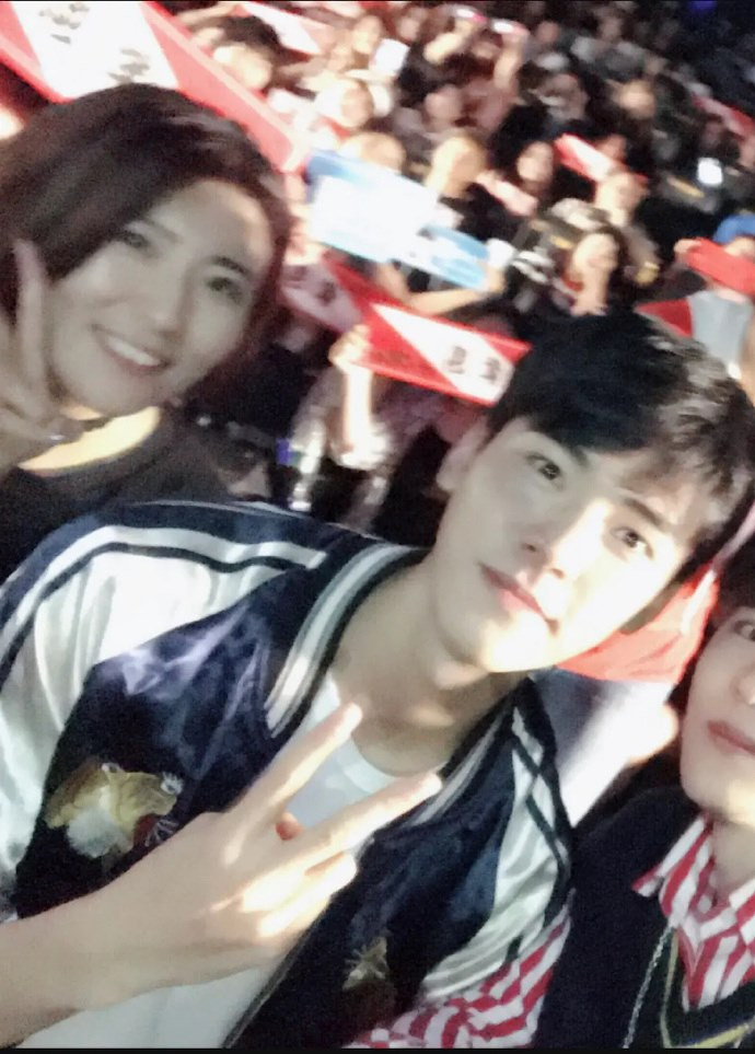 Hình ảnh điển trai thời sinh viên của Cung Tuấn thu hút cư dân mạng Ảnh 7