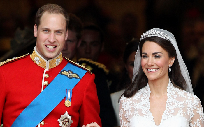 Bí ẩn tủ đồ Hoàng gia: Lịch sử đáng kinh ngạc về 9 món trang sức nổi tiếng của Hoàng gia Ảnh 2