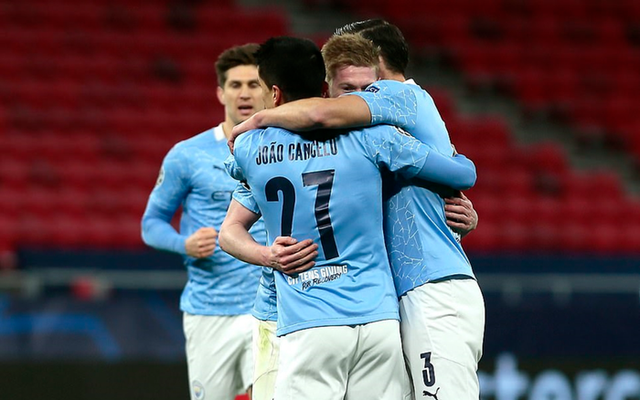 Man City chạm mốc 100 bàn, tiến sát kỷ lục của MU Ảnh 2