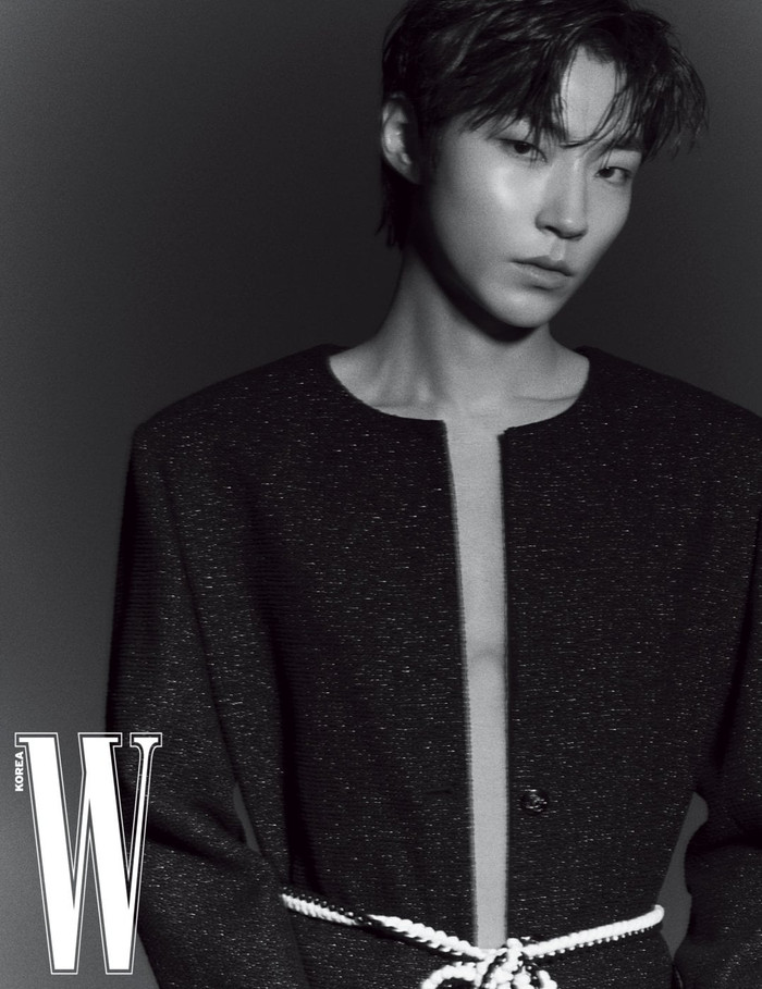 10 lý do khiến 'mọt phim' mê mệt Hwang In Yeop: Đẹp trai, tay đua thứ thiệt hay giọng hát? Ảnh 9