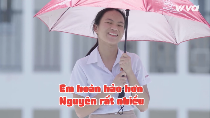 Ngân Giang tự nhận xét mình hoàn hỏa hơn cô bạn thân rất nhiều