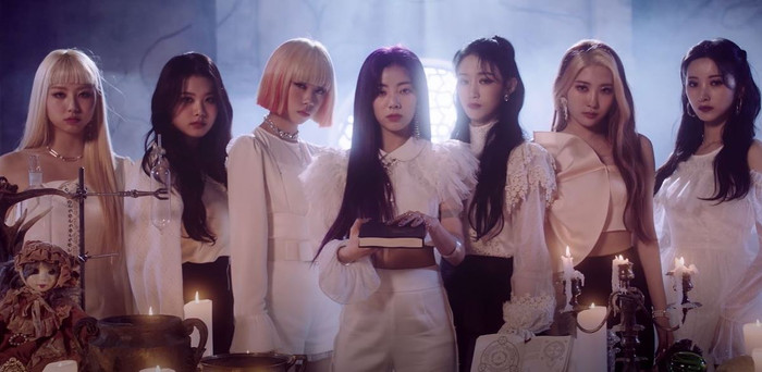 Purple Kiss chính thứ chào sân Kpop với “Ponzona”