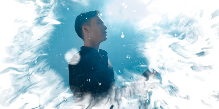 Phạm Anh Duy (The Voice) khác lạ trong MV mới, ẩn dụ độc đáo trên nền nhạc điện tử ma mị Ảnh 4