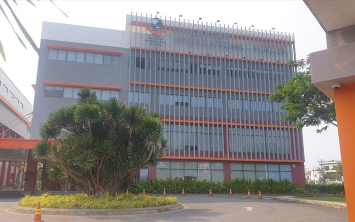 Lộ quá khứ bị bắt vì lưu giữ ảnh khiêu dâm trẻ em, một giáo viên trường quốc tế Đà Nẵng bị sa thải Ảnh 2