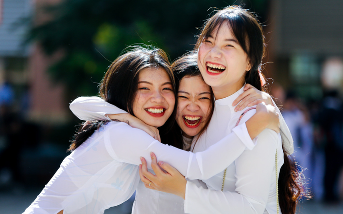 Đề thi học sinh giỏi Ngữ văn của TP.HCM: 'Tuổi 18, một tuổi trẻ chông chênh và lo lắng...' Ảnh 2