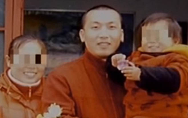 Con trai qua đời, con dâu tái hôn sau 2 năm biệt tích, danh tính người mới khiến bố mẹ chồng uất nghẹn Ảnh 2