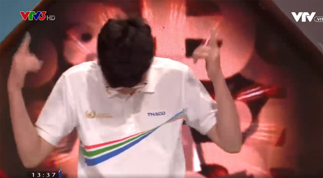 Hành động ăn mừng này của Việt Thái bị chỉ trích