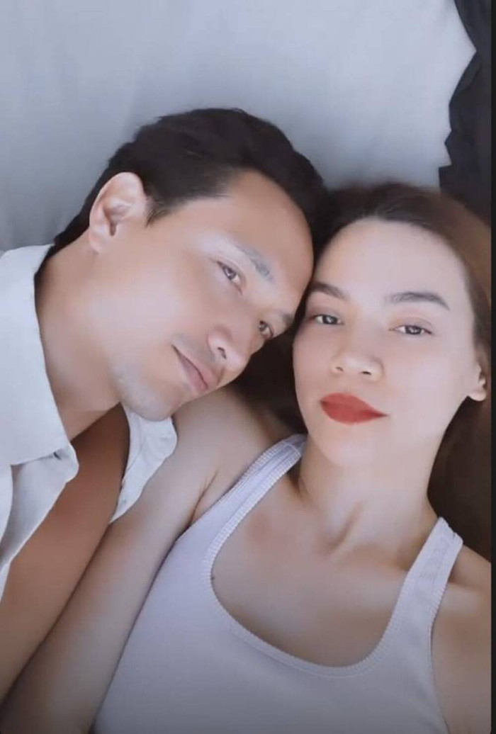 Hà Hồ và Kim Lý đang đi du lịch tại Ninh Thuận.