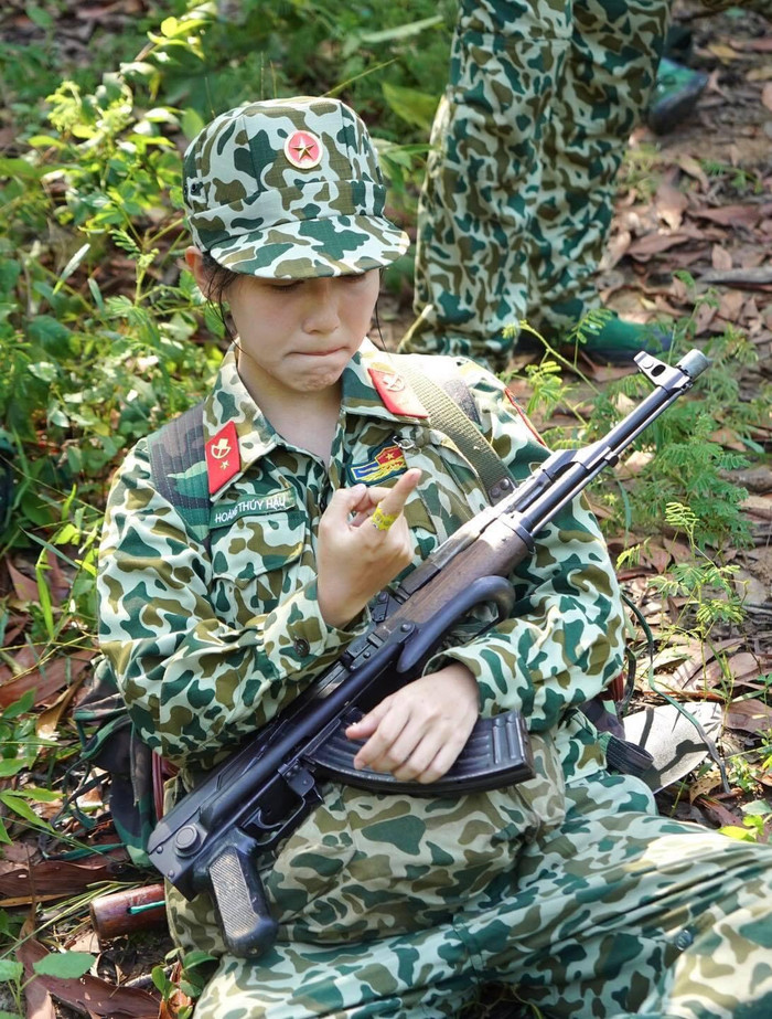 Người hâm mộ lập nhóm 'đẩy thuyền' Mũi trưởng Long và Hậu Hoàng, nội quy khó nhằn vẫn đầy người tham gia Ảnh 4