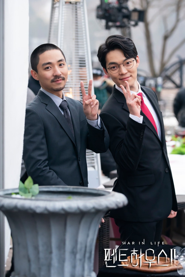 Dàn sao 'Penthouse 2' cười rạng rỡ sau hậu trường Ảnh 16