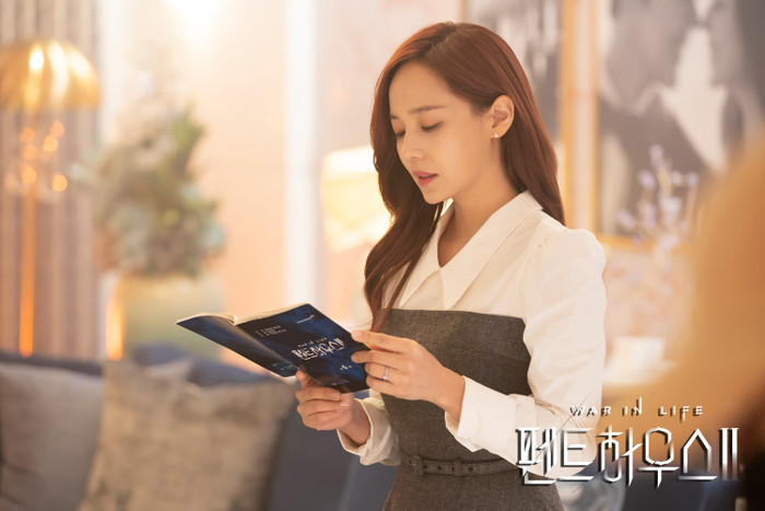 Dàn sao 'Penthouse 2' cười rạng rỡ sau hậu trường Ảnh 1