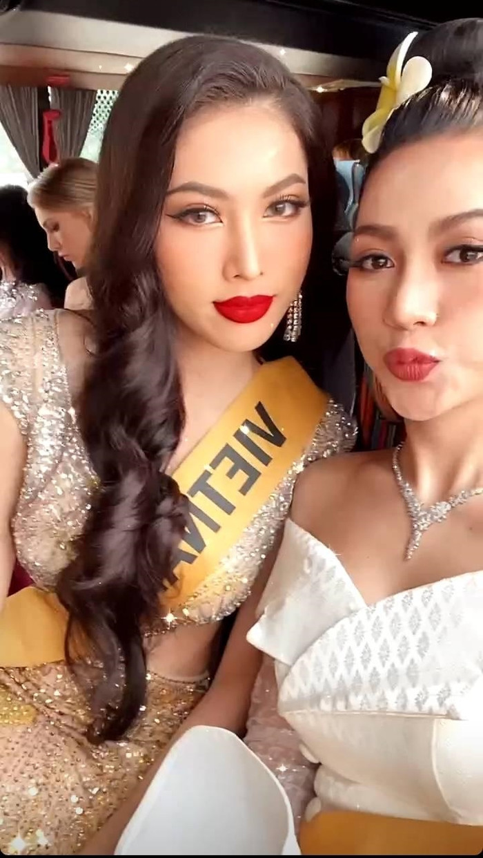 Ngọc Thảo chọn váy vàng 'phong thủy Miss Grand', tự hào hô to 2 tiếng Việt Nam khiến fan phấn khích Ảnh 2