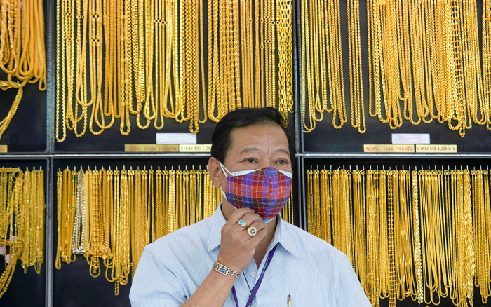 Giá vàng hôm nay 20/3: Vàng bật tăng trong phiên cuối tuần Ảnh 2