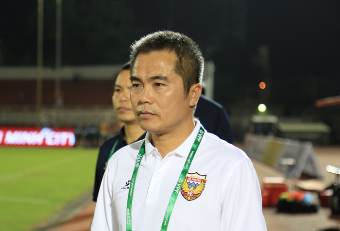 HLV Phạm Minh Đức được ví như 'Mourinho Việt Nam'.