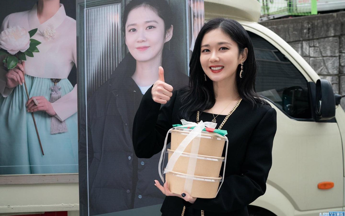 Ma cà rồng Jang Na Ra – U50 vẫn trẻ như diễn viên mới debut Ảnh 2