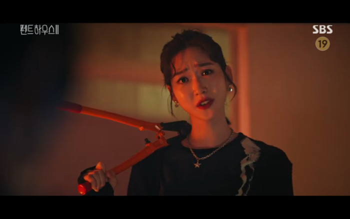 'Penthouse 2' tập 10: Bae Rona sống lại ngoạn mục, Logan và Soo Ryeon trùng phùng Ảnh 18