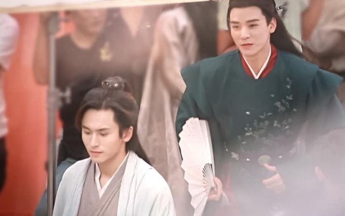 Nhìn lại ảnh hậu trường của cặp 'huynh đệ tốt' Trương Triết Hạn và Cung Tuấn trong 'Sơn Hà lệnh' Ảnh 2