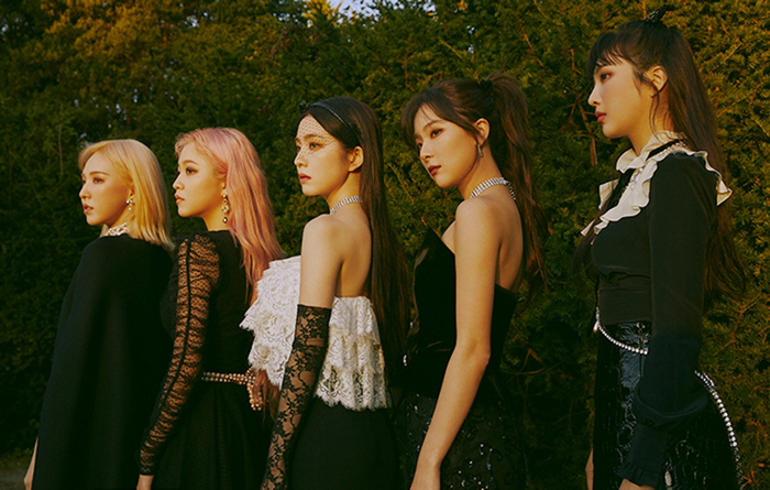 Red Velvet cũng là nhóm nhạc thứ 4 sau BTS, BlackPink và Twice có bài hát đạt 200 triệu lượt phát trực tuyến. 