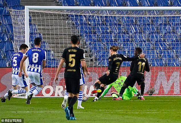 Griezmann mở đầu cơn mưa bàn thắng cho Barca.