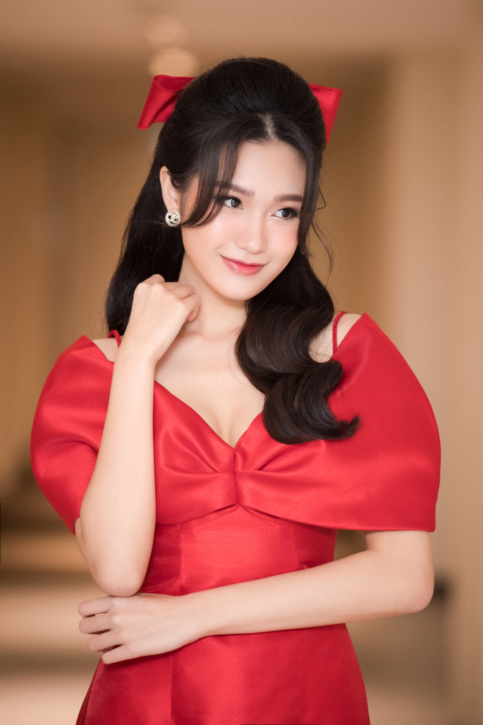 Top 10 Hoa hậu Việt Nam 2020 - Doãn Hải My diện áo dài đỏ chiếm spotlight, nhan sắc rạng rỡ Ảnh 5