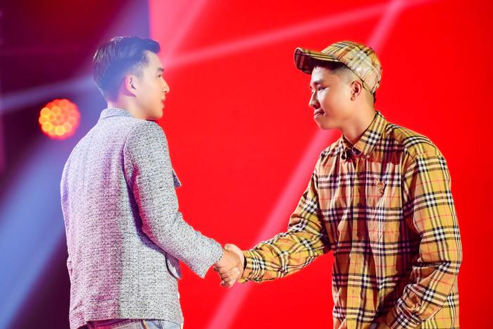 RIGHT: Từ chiến binh King of Rap cho đến 'anh em chung nhà' Rihanna, Justin Bieber Ảnh 4