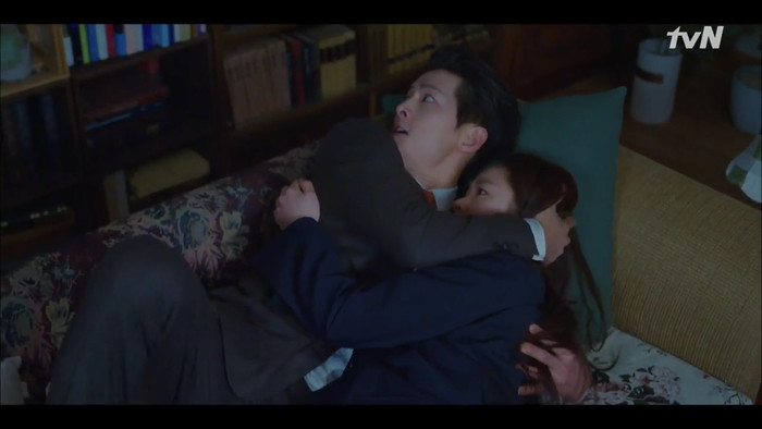 'Vincenzo': Mafia là phụ tấu hài mới chính 'Ngồi buồn thì ăn khoai, ăn khoai xong lại buồn' Ảnh 6