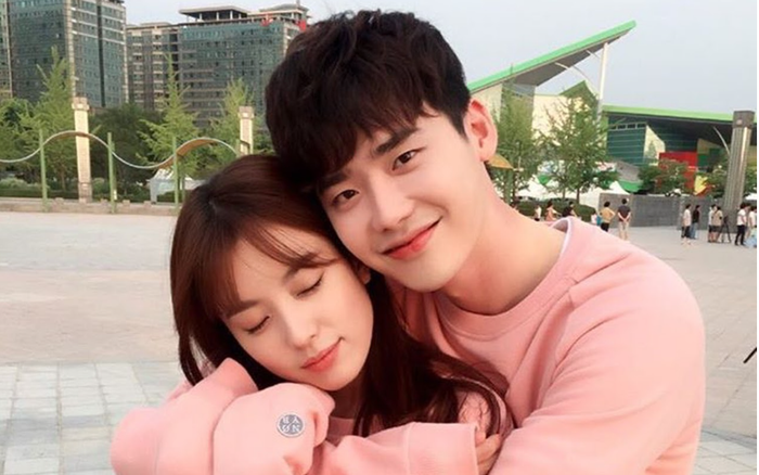 Han Hyo Joo tái xuất sau 5 năm kể từ 'Hai thế giới', Lee Jong Suk thì sao? Ảnh 2