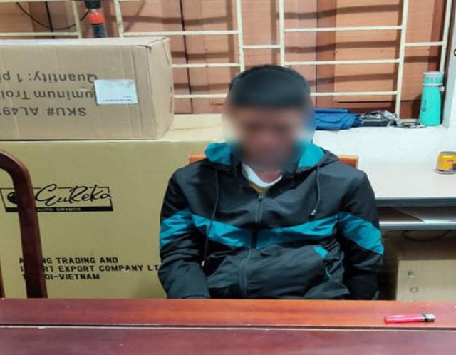 Đối tượng D.Đ.T. tại cơ quan công an. Ảnh: Dân Trí