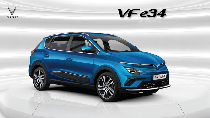 VinFast mở bán ôtô điện đầu tiên, sạc đầy pin đi được 300km Ảnh 1