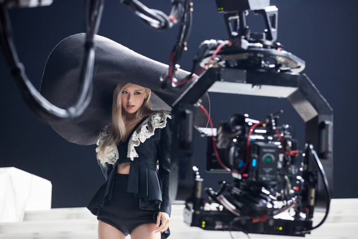 Loạt ảnh hậu trường quay MV của Rosé