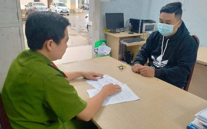 Bán điện thoại lấy tiền tiêu xài, nam thanh niên dựng chuyện bị cướp rồi báo công an Ảnh 2