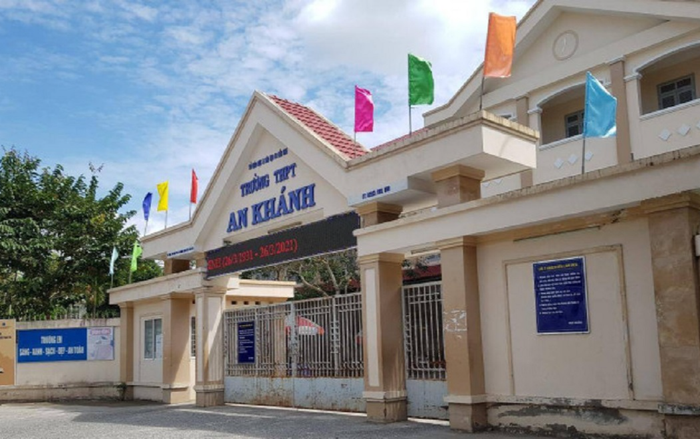 Bị nhóm bạn bỏ chất lạ vào miệng, nam sinh lớp 10 ở Cần Thơ nhập viện cấp cứu Ảnh 2