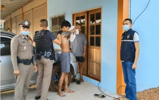 Tên trộm ngây ngô tới mức ngủ quên trong nhà của một cảnh sát.