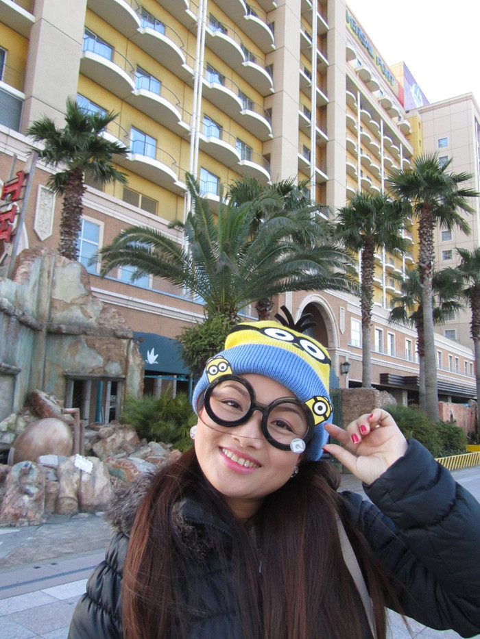 Quỳnh Trần JP hài hước kèm theo dòng bình luận bên dưới bài viết của mình