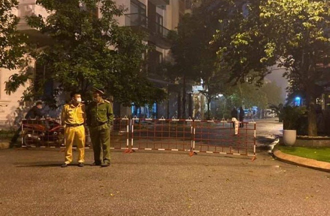 Khu vực liên quan đến lịch trình 2 ca bệnh Covid-19 ở Hải Phòng được phong tỏa. Ảnh Zing News