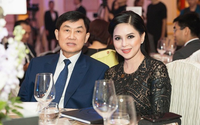 Tỉ phú Johnathan Hạnh Nguyễn chụp ảnh cùng 3 quý tử, dân mạng xuýt xoa: Thần thái quá đỉnh! Ảnh 4