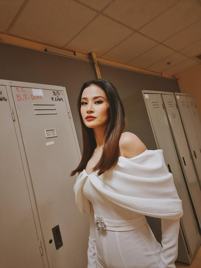 Đông Nhi đã hứa hẹn gặp fan 'dài dài' trong năm nay như một báo hiệu cho một sự trở lại đường đua.&nbsp;