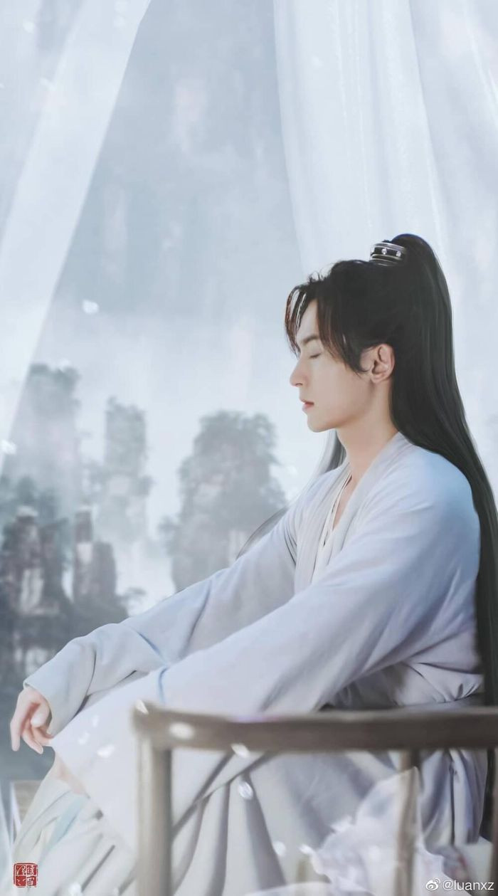 Trương Triết Hạn được Triệu Vy 'chọn' nhờ vào 'khí chất u sầu' hiếm có của mình Ảnh 10